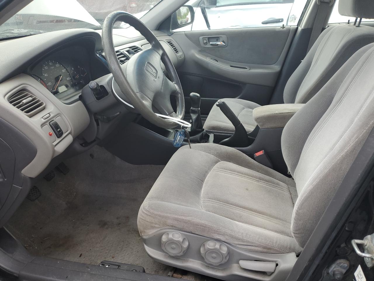 2000 Honda Accord Lx VIN: 1HGCG5543YA042333 Lot: 57002545