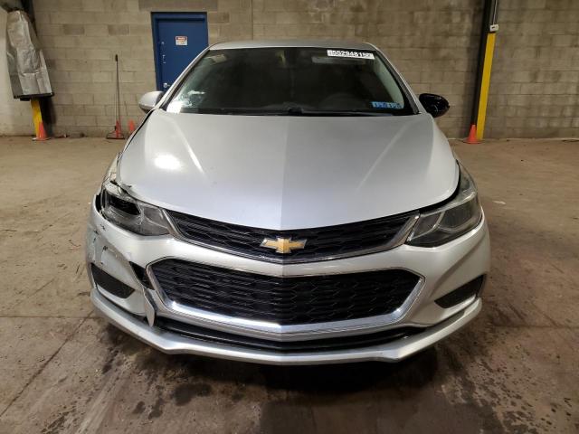  CHEVROLET CRUZE 2018 Srebrny