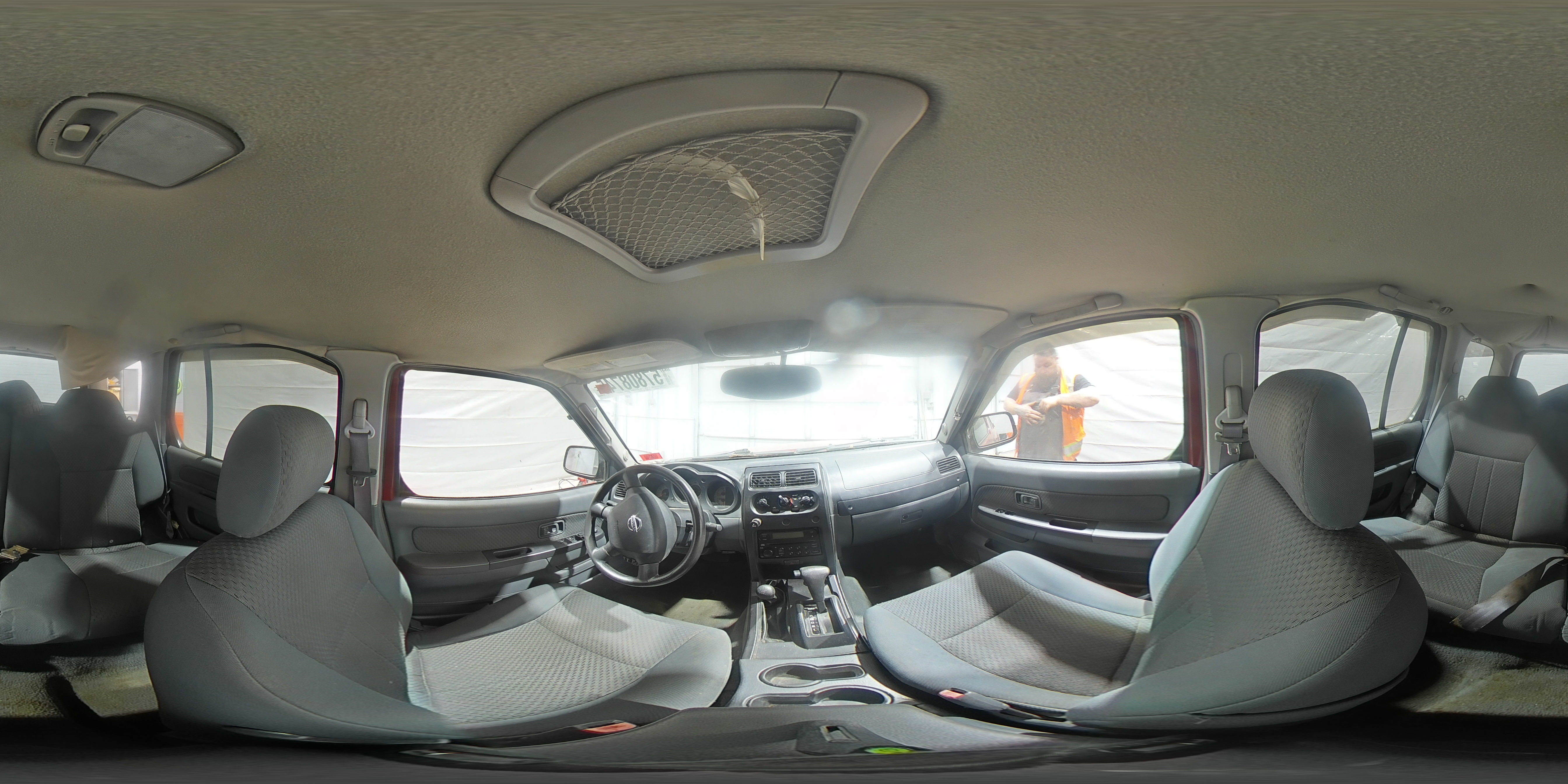 2004 Nissan Xterra Xe VIN: 5N1ED28Y74C631084 Lot: 57808745