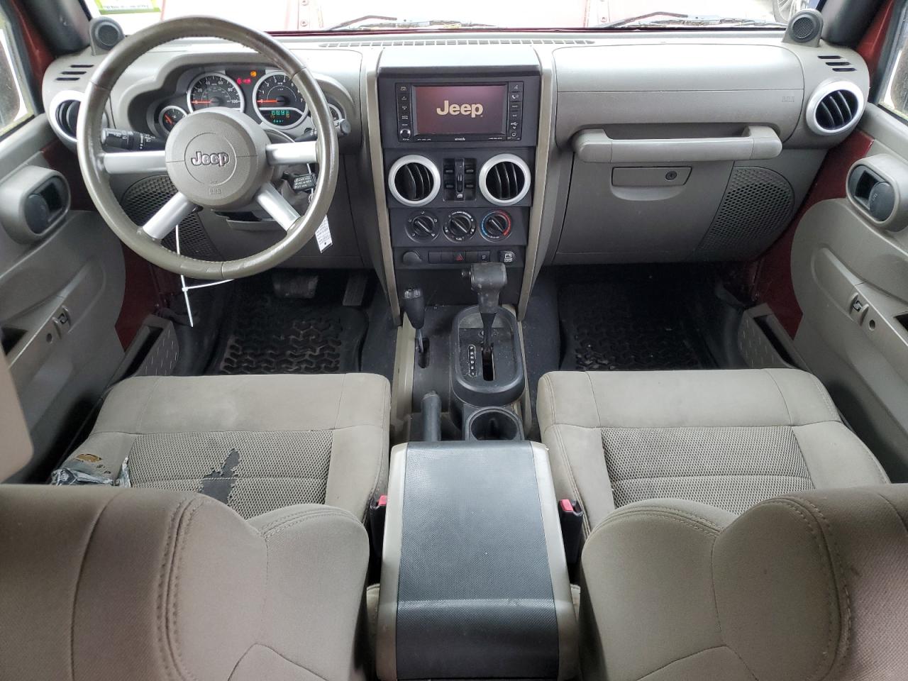 2008 Jeep Wrangler Unlimited Sahara VIN: 1J8GA59108L648333 Lot: 57430015
