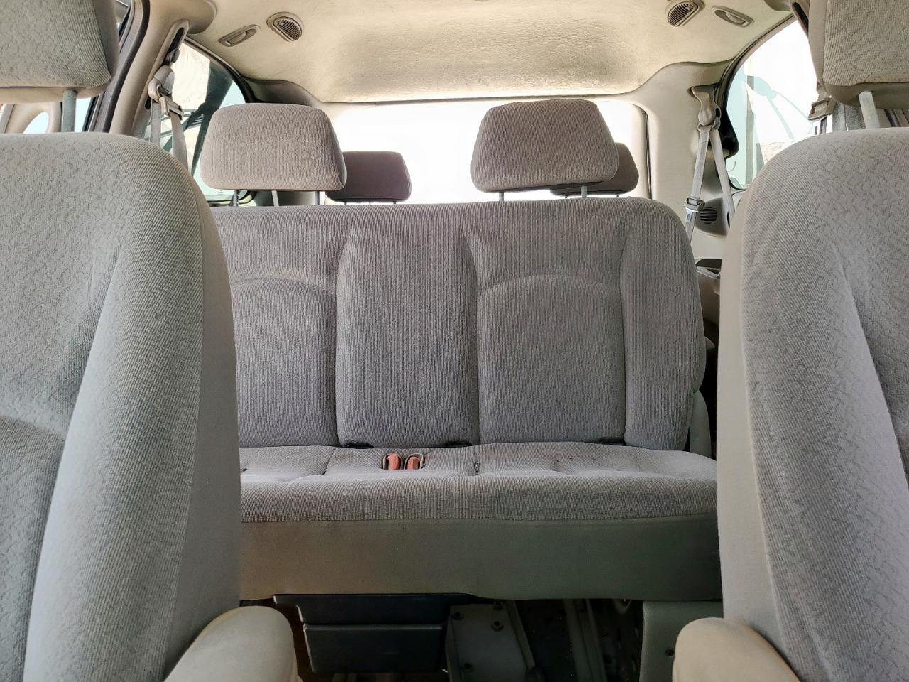 2002 Dodge Grand Caravan Sport VIN: 2B4GP44392R750718 Lot: 57644125