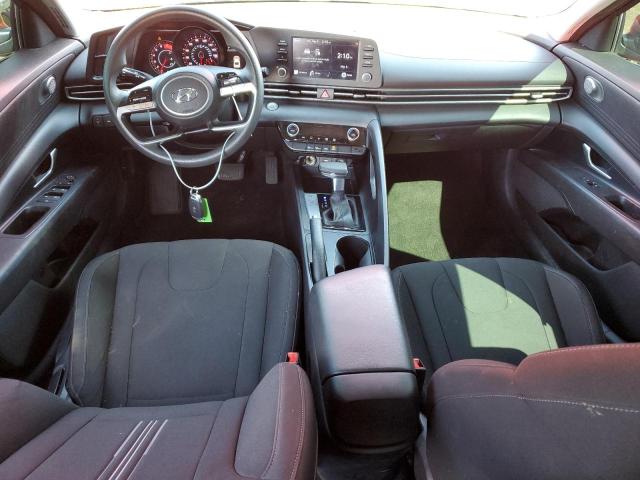  HYUNDAI ELANTRA 2021 Красный