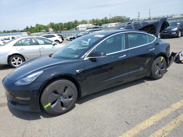  TESLA MODEL 3 2019 Czarny