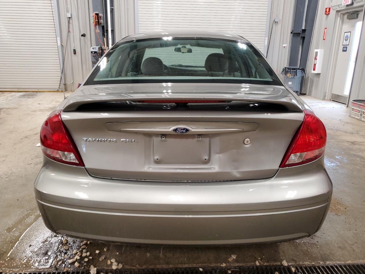 2004 Ford Taurus Sel VIN: 1FAHP56SX4G135106 Lot: 57493935