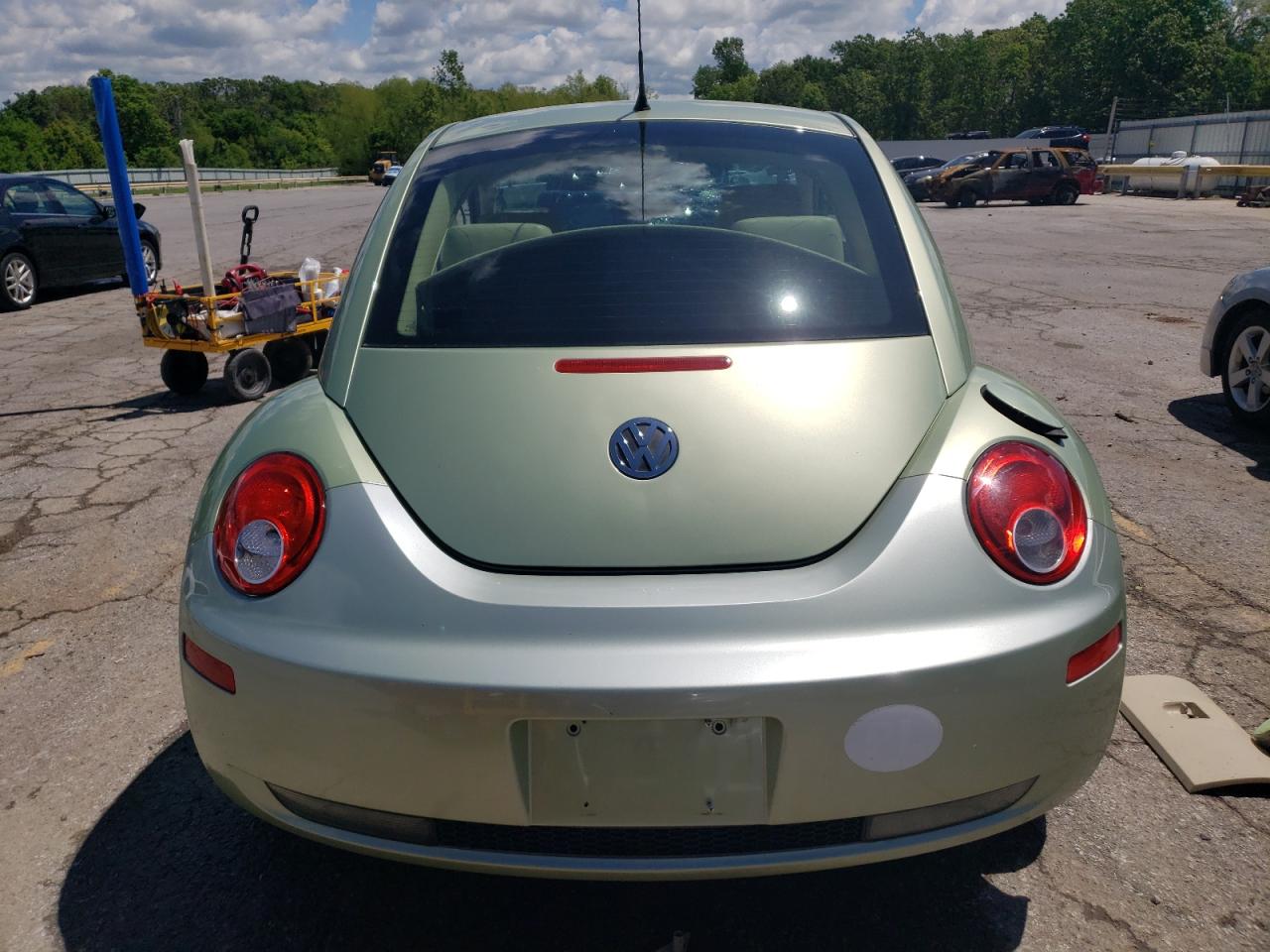 2008 Volkswagen New Beetle S VIN: 3VWPG31C88M501647 Lot: 56185815
