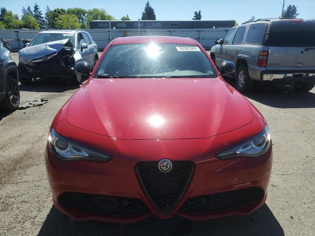 ALFA ROMEO GIULIA 2017 Червоний