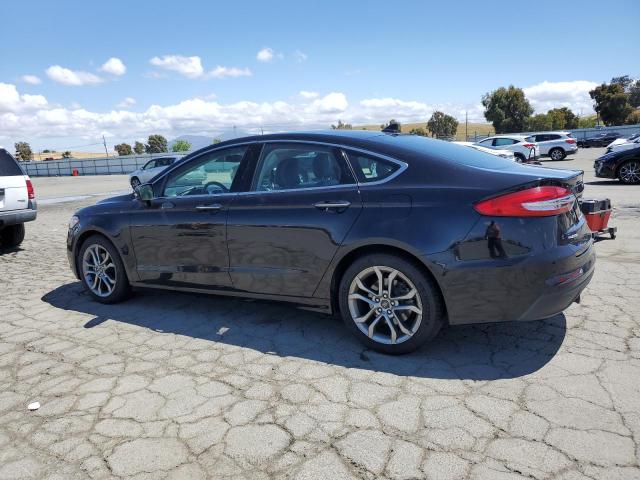  FORD FUSION 2019 Czarny