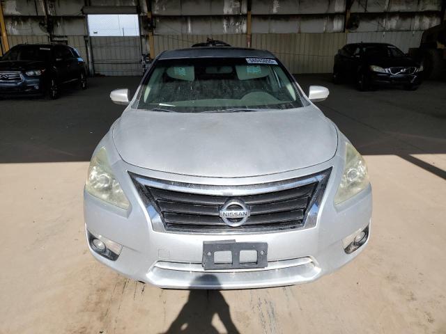 Пикапы NISSAN ALTIMA 2013 Серебристый