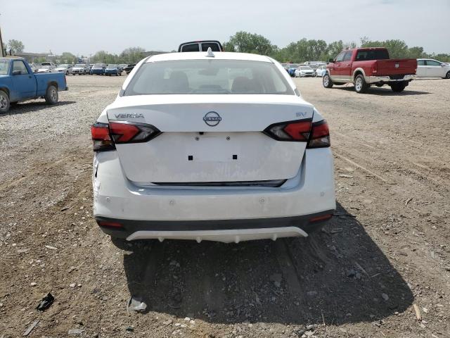  NISSAN VERSA 2024 Білий