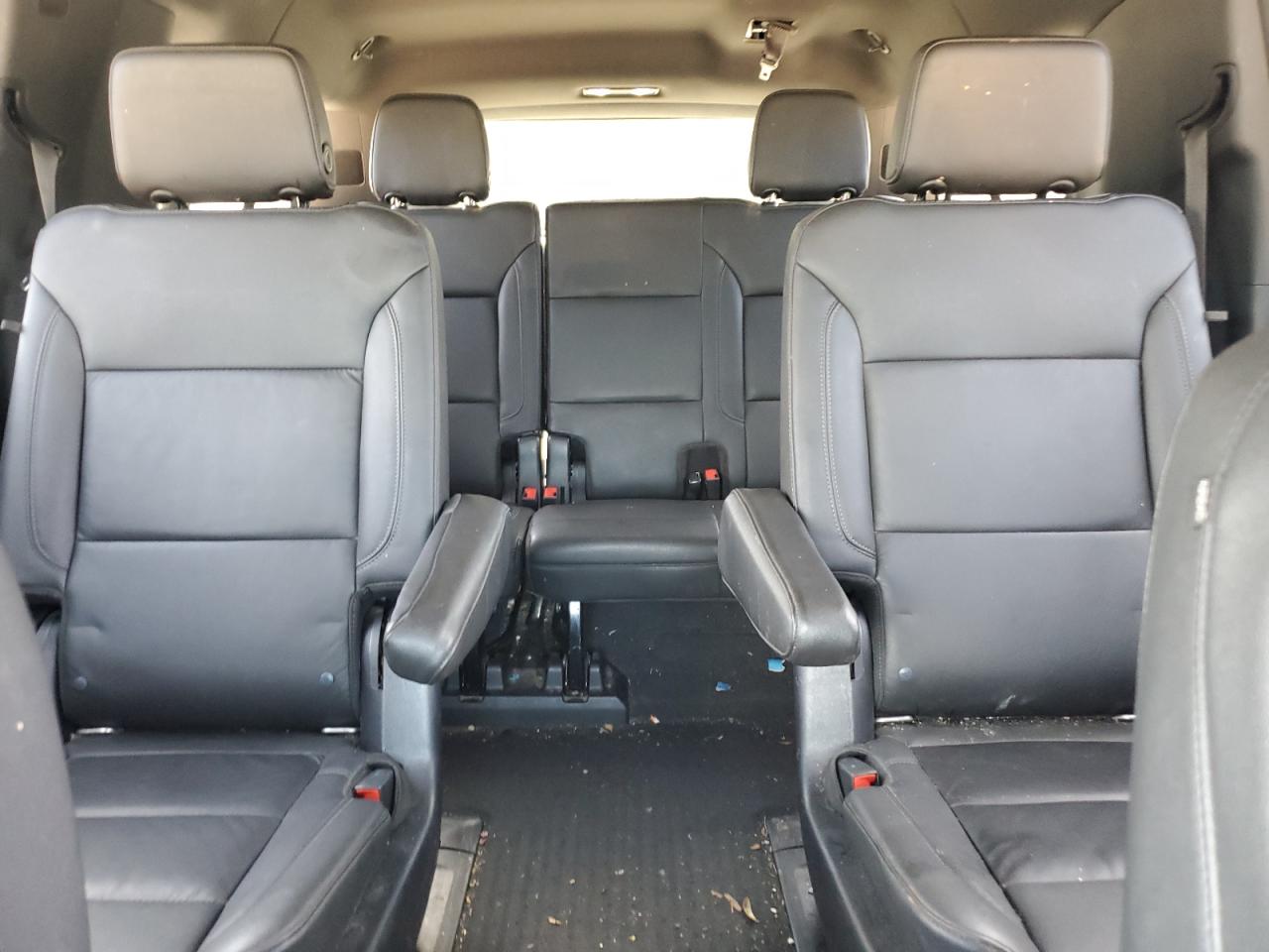 2021 Chevrolet Suburban C1500 Lt VIN: 1GNSCCKT1MR420142 Lot: 57068135