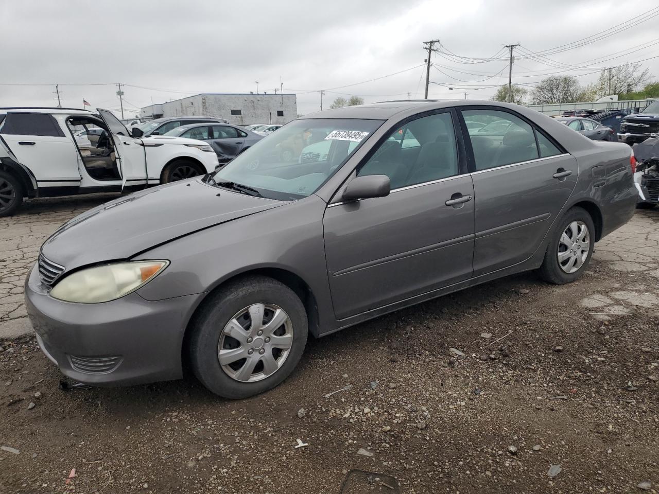 2005 Toyota Camry Le იყიდება Chicago Heights-ში, IL - Normal Wear