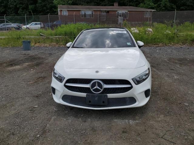  MERCEDES-BENZ A-CLASS 2020 Biały