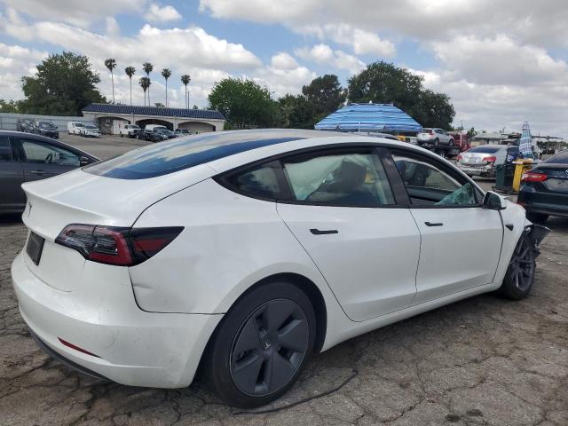  TESLA MODEL 3 2023 Biały