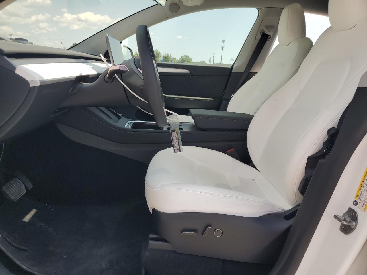 2025 Tesla Model Y VIN: 7SAYGDEE9SA356817 Lot: 56865615