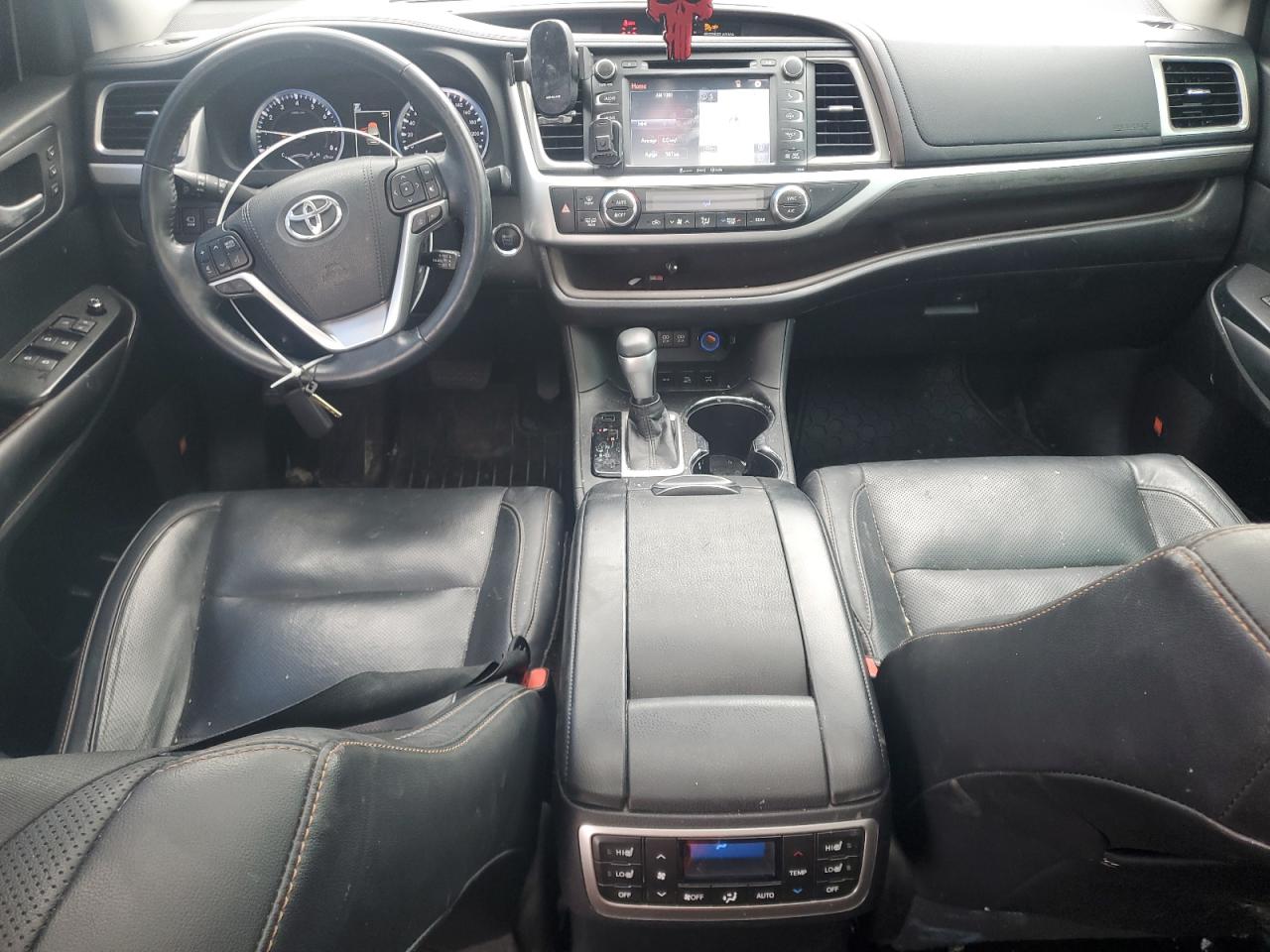 2018 Toyota Highlander Limited VIN: 5TDDZRFH2JS864510 Lot: 55052365