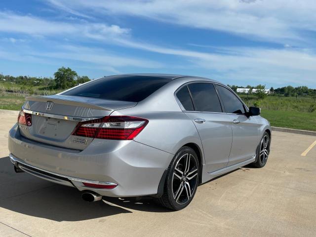 Sedans HONDA ACCORD 2017 Srebrny