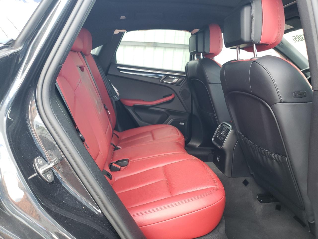 2021 Porsche Macan S VIN: WP1AB2A58MLB31376 Lot: 56182385