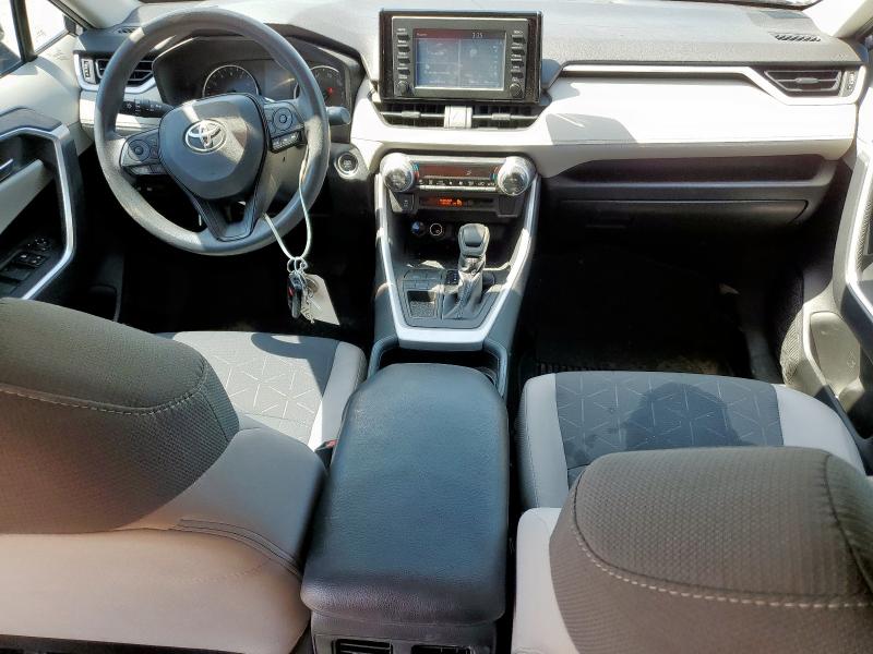  TOYOTA RAV4 2019 Серебристый