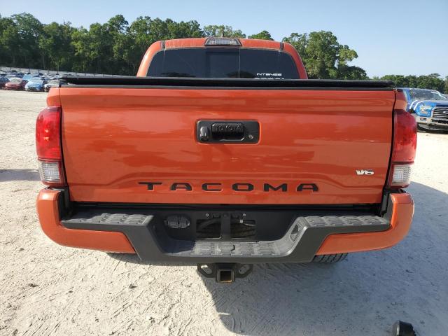  TOYOTA TACOMA 2018 Pomarańczowy