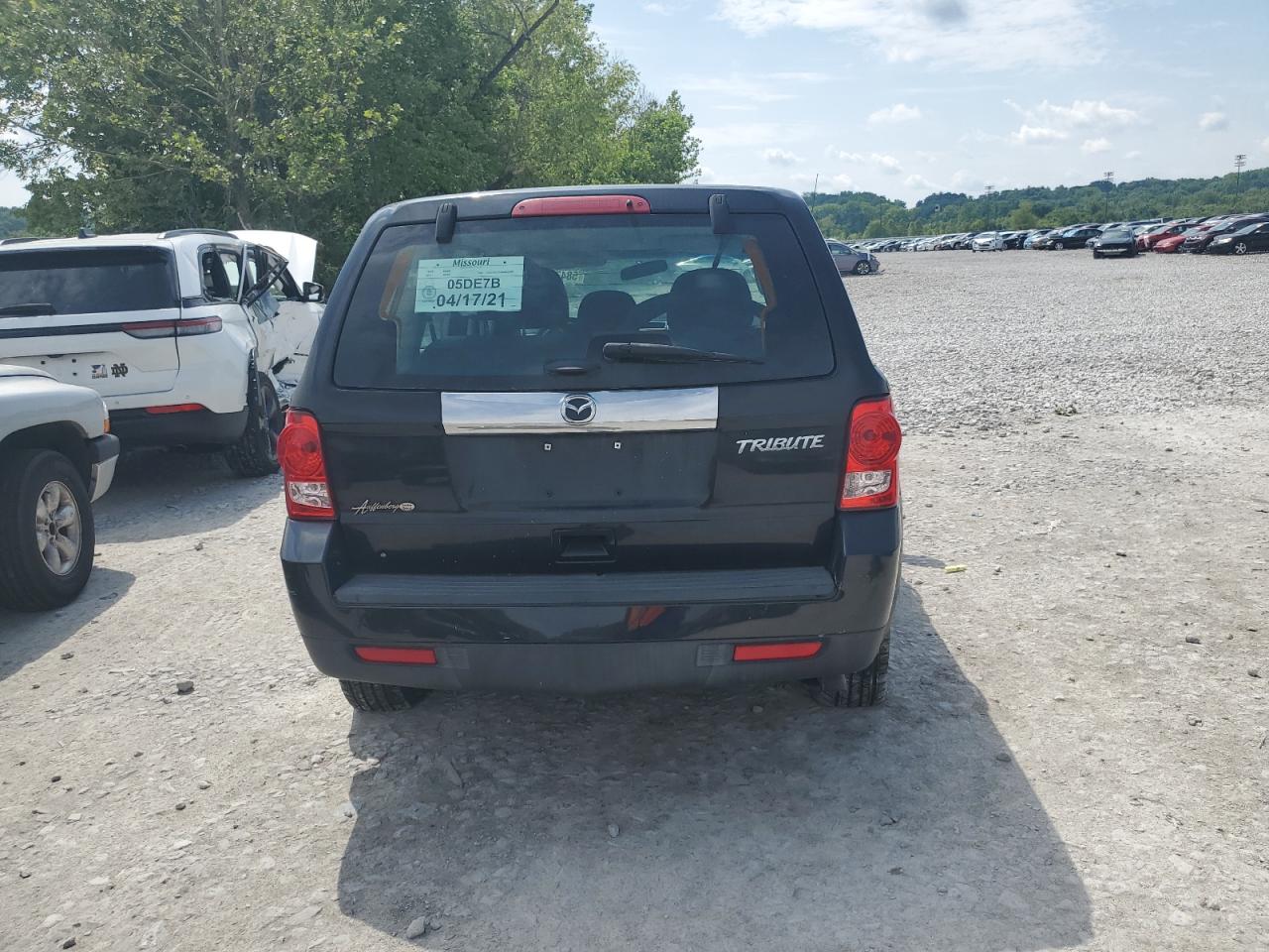 2011 Mazda Tribute I VIN: 4F2CY0C70BKM03689 Lot: 58476695
