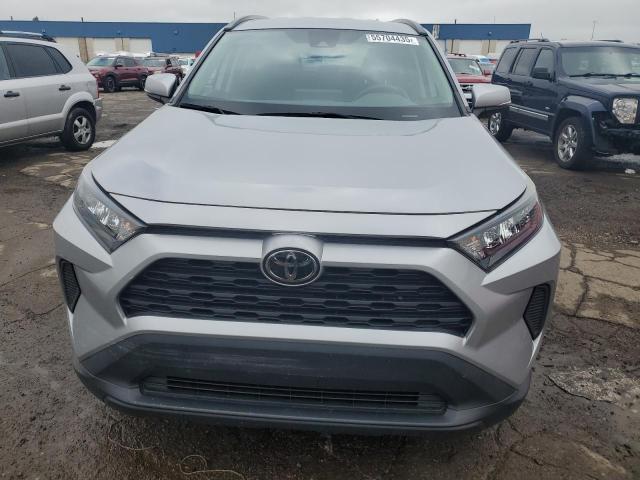  TOYOTA RAV4 2019 Серебристый