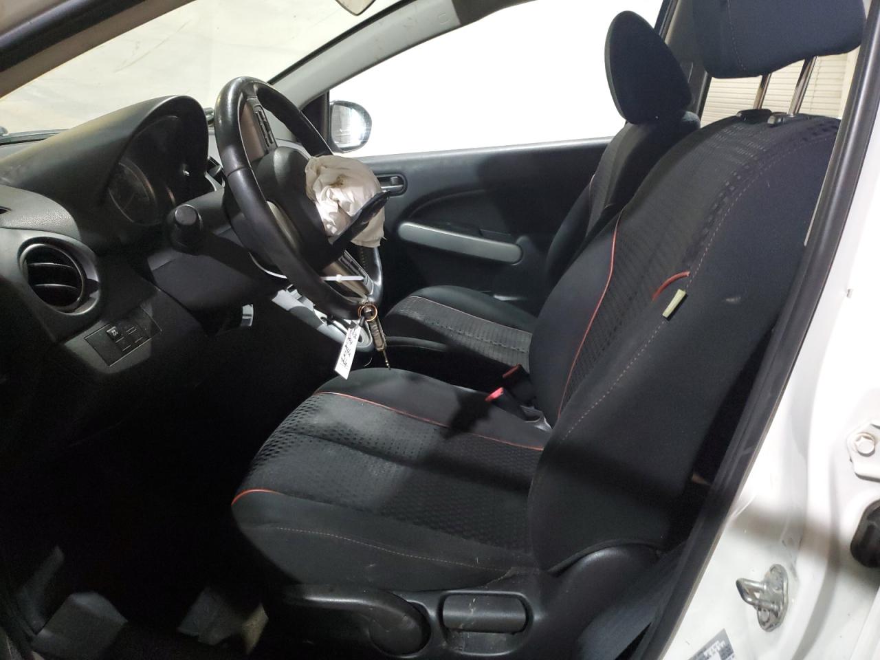 2014 Mazda Mazda2 Touring VIN: JM1DE1LY9E0176045 Lot: 58386905