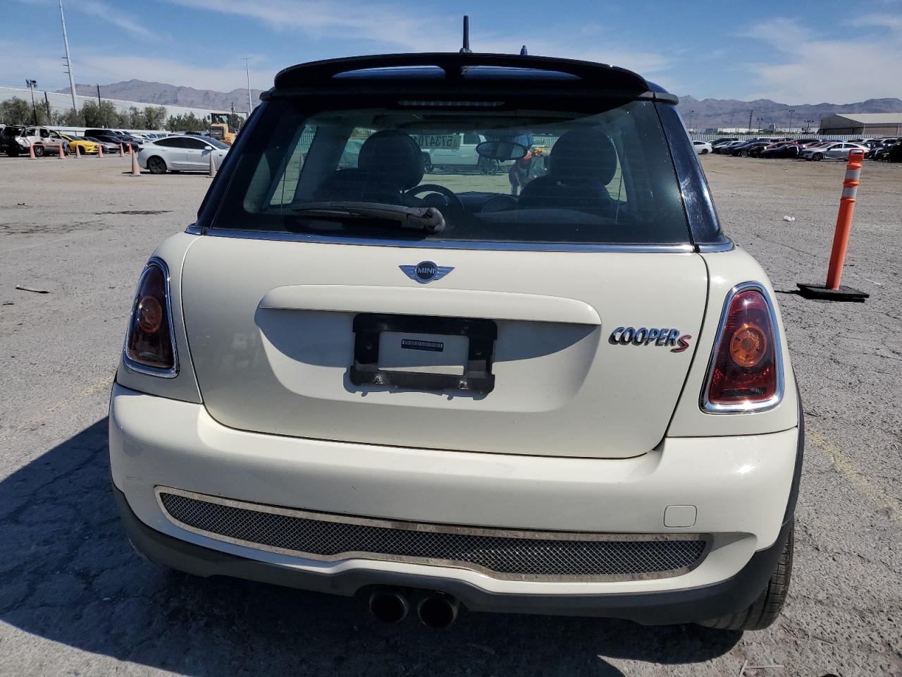 2009 Mini Cooper S VIN: WMWMF73559TW83208 Lot: 57347015