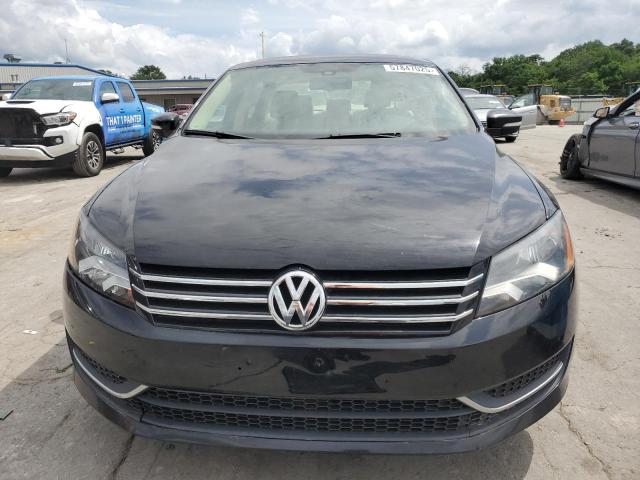 Sedans VOLKSWAGEN PASSAT 2014 Czarny