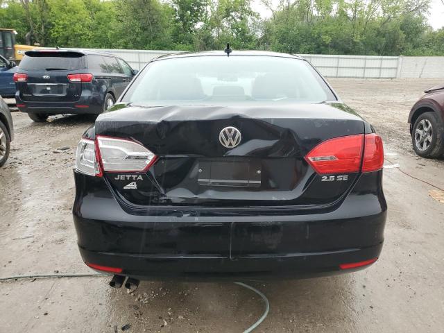 Sedans VOLKSWAGEN JETTA 2013 Czarny