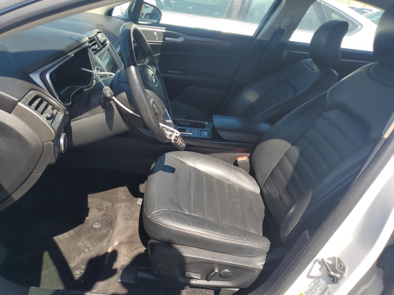 2018 Ford Fusion Se Hybrid VIN: 3FA6P0LU0JR172105 Lot: 54025265