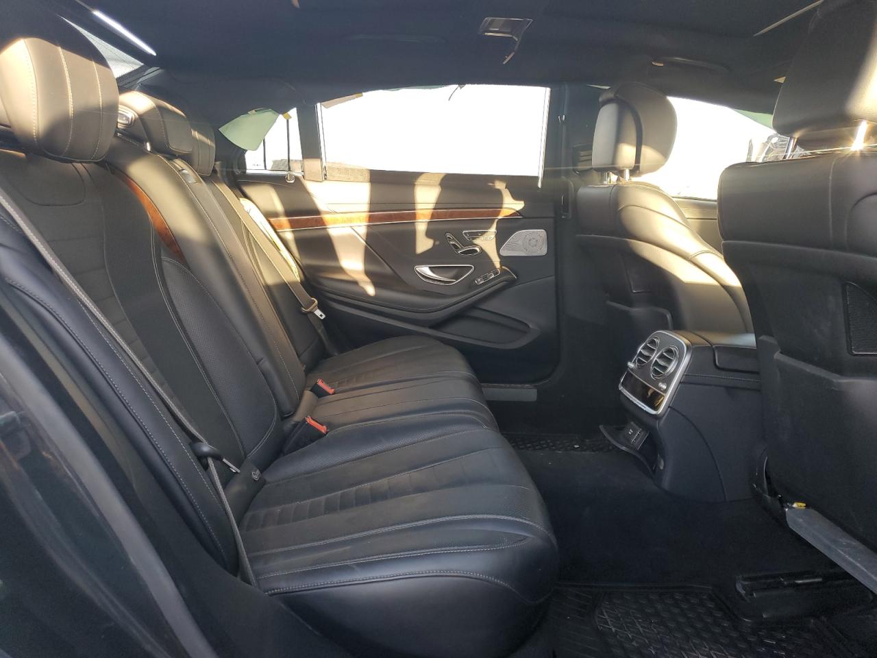 2015 Mercedes-Benz S 550 VIN: WDDUG8CB8FA182757 Lot: 58089265