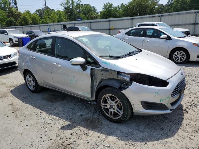  FORD FIESTA 2019 Srebrny