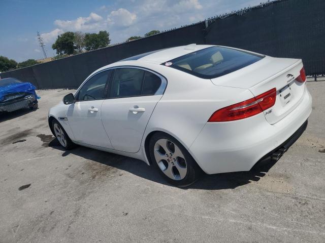 Sedans JAGUAR XE 2017 Biały