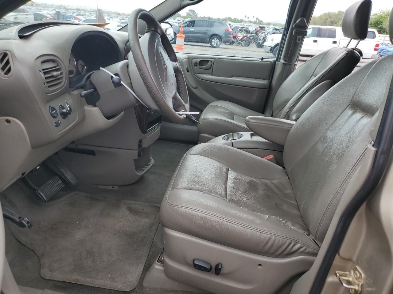 2004 Chrysler Town & Country Touring VIN: 2C4GP54L14R505827 Lot: 55794465