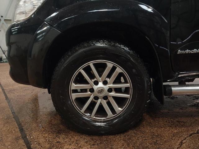 2015 TOYOTA HILUX INVI