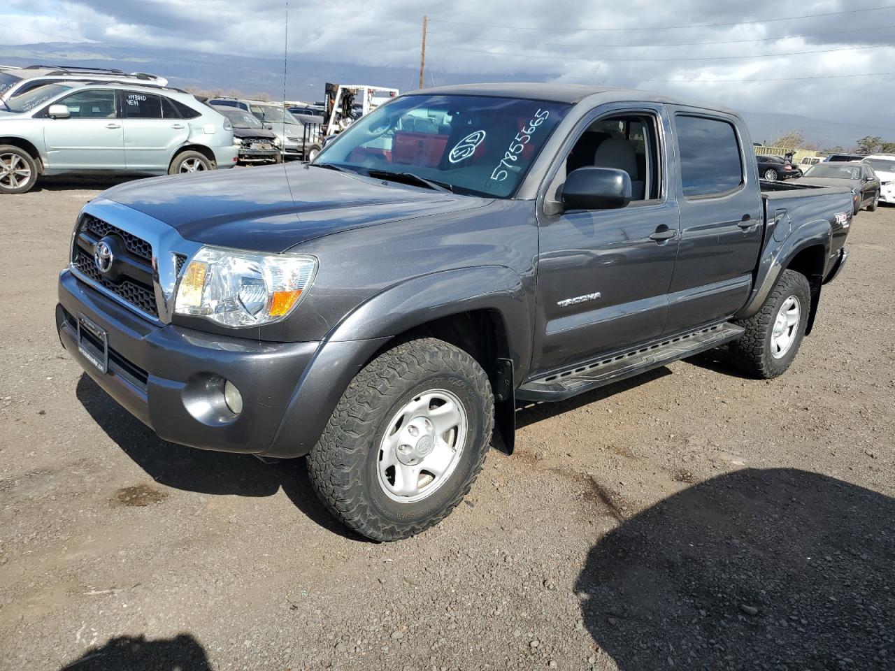 2011 Toyota Tacoma Double Cab Prerunner for Sale in Kapolei, HI - Rear End