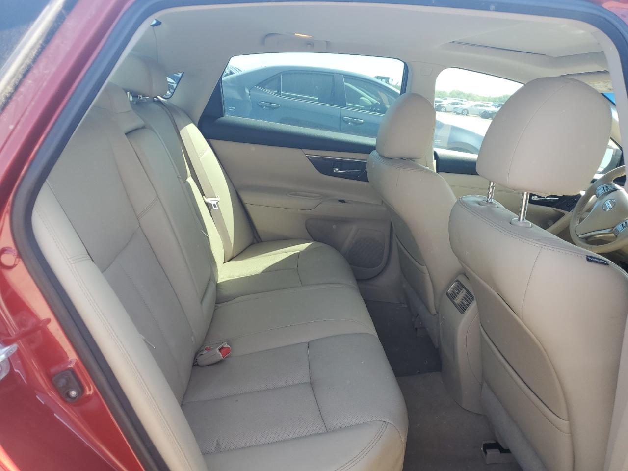 2014 Nissan Altima - Image 11