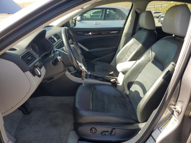  VOLKSWAGEN PASSAT 2015 Szary