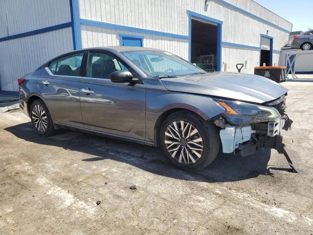  NISSAN ALTIMA 2024 Szary