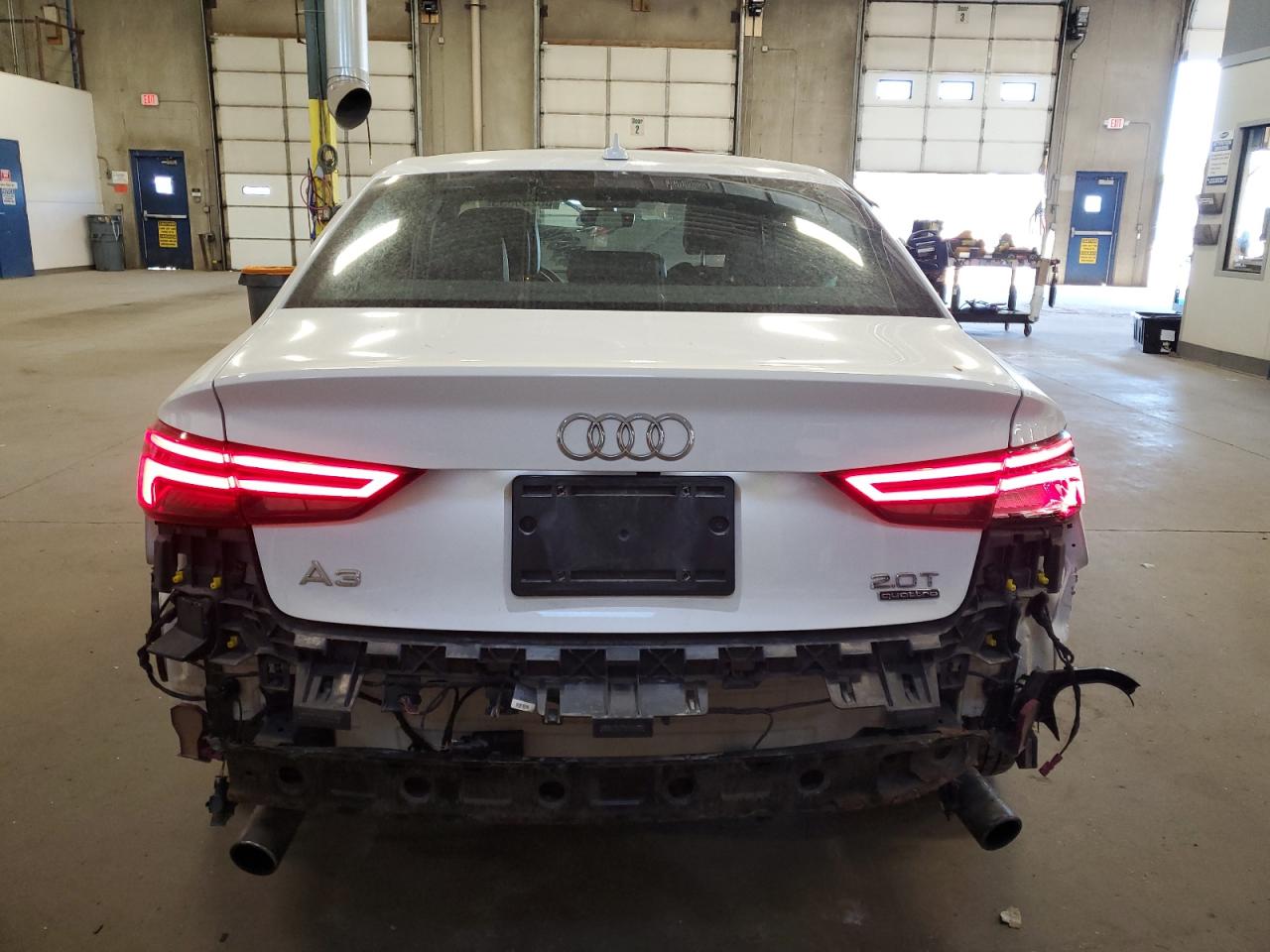 2018 Audi A3 Premium Plus VIN: WAUJ8GFF0J1053422 Lot: 56238335