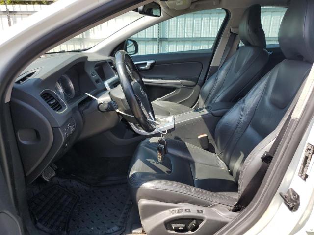  VOLVO S60 2013 Белы