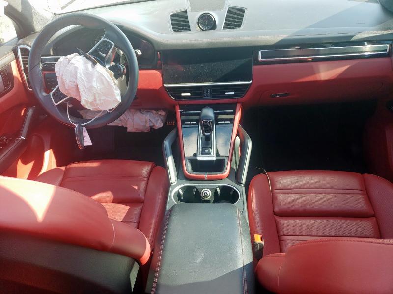  PORSCHE CAYENNE 2021 White