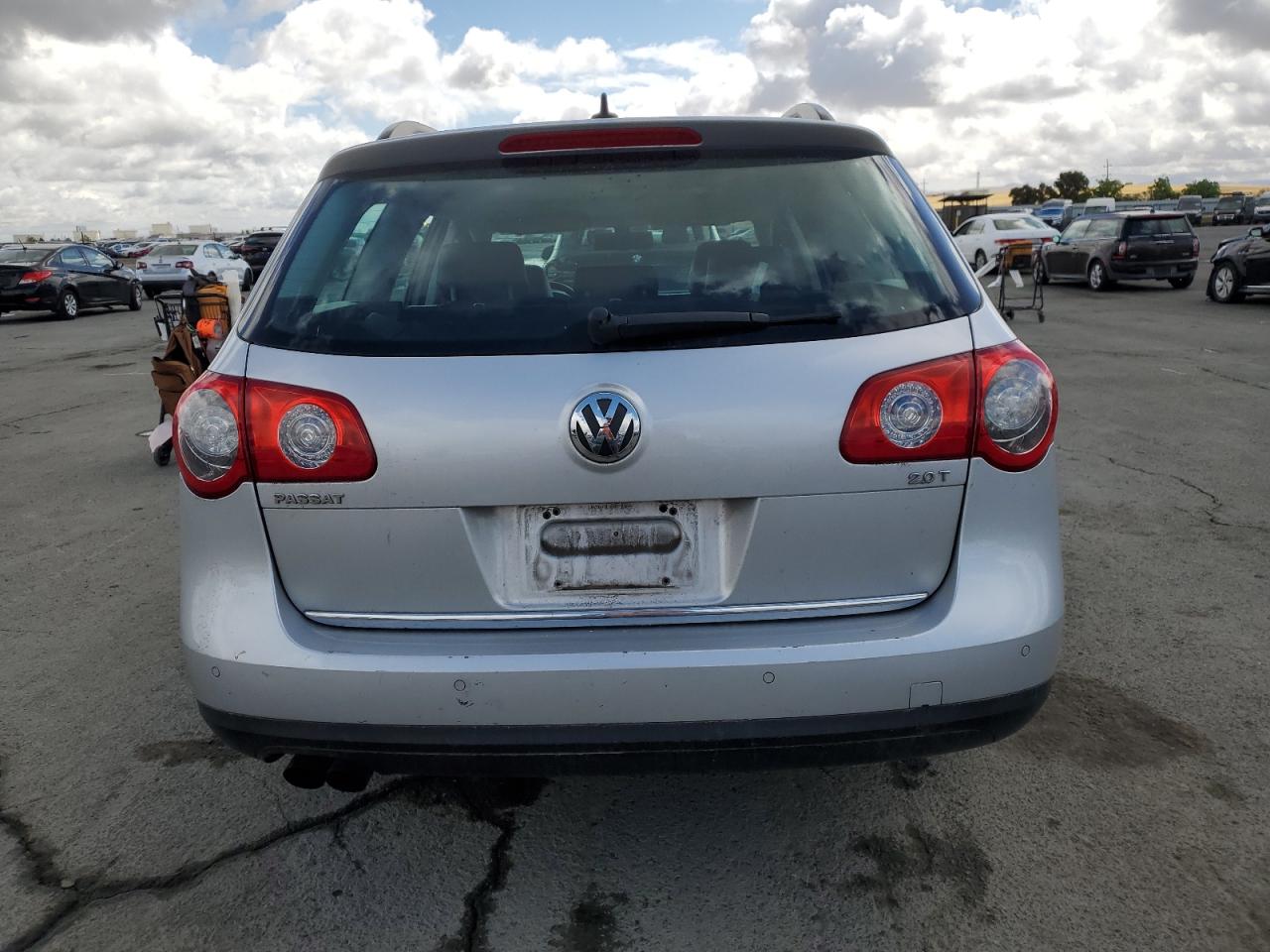 2008 Volkswagen Passat Wagon Lux VIN: WVWTK73C08E083269 Lot: 56164295