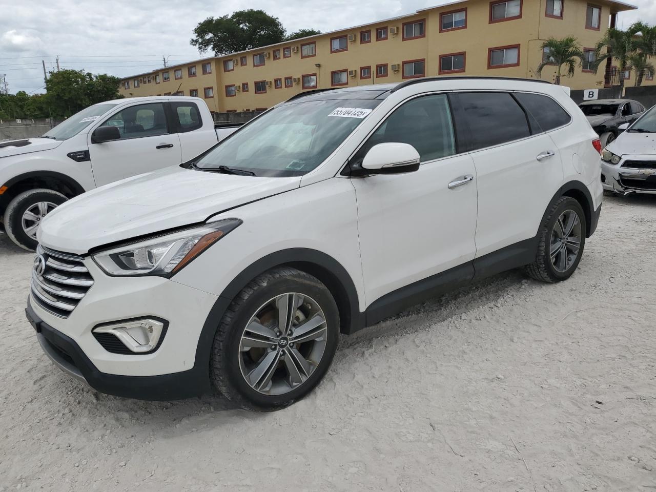2016 Hyundai Santa Fe Se Ultimate for Sale in Opa Locka, FL - Minor Dent/Scratches
