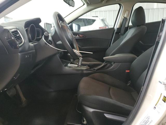  MAZDA 3 2016 White