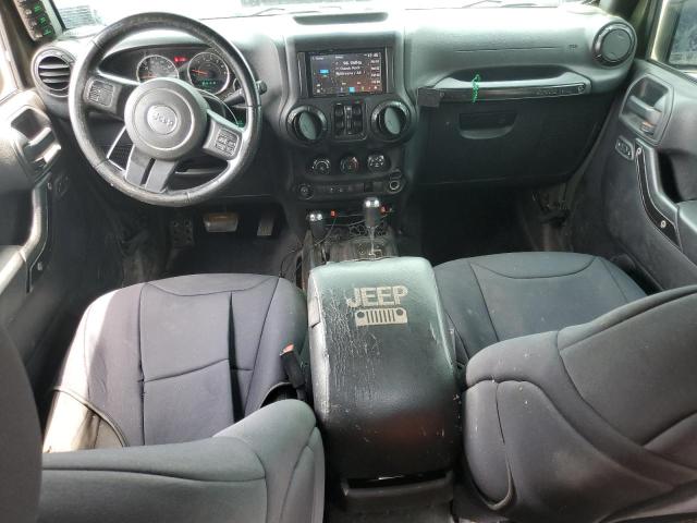  JEEP WRANGLER 2015 Зелений