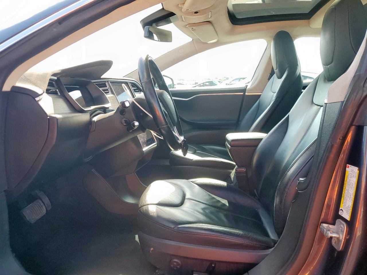 2015 Tesla Model S 85D VIN: 5YJSA1H24FF080141 Lot: 56708125