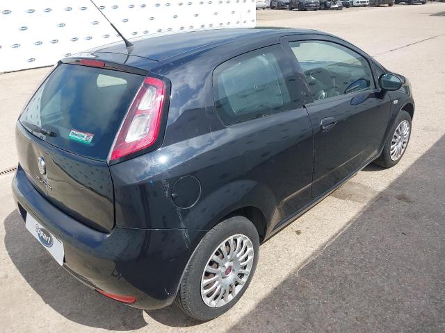 2013 FIAT PUNTO POP