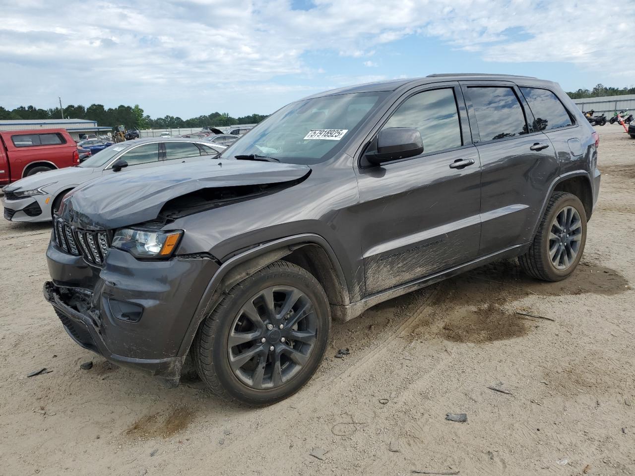 2019 Jeep Grand Cherokee Laredo for Sale in Harleyville, SC - Front End