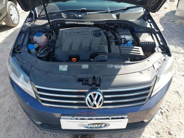 2011 VOLKSWAGEN PASSAT S B